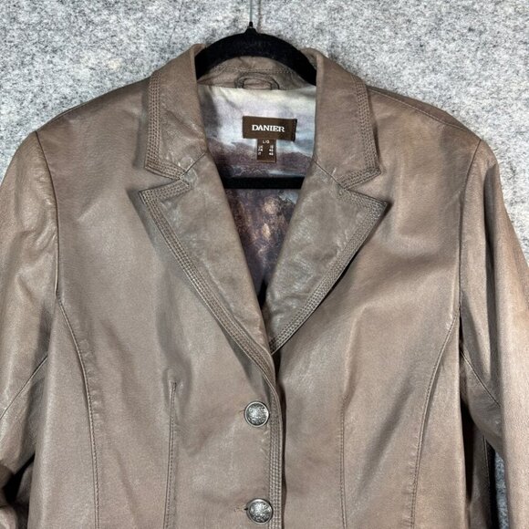 DANIER Women's Tan Leather Jacket - Picture 3 of 14